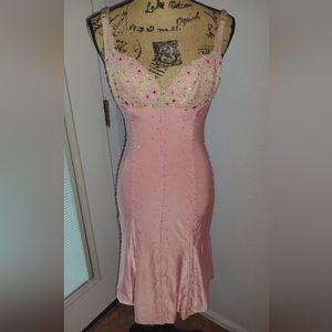 Vintage Angel Yanéz breaded dress 36B adjustable strap built in bra form fitting